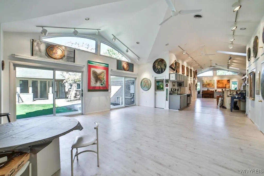 Art Studio