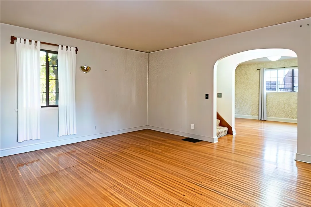 257 Avalon Drive, Brighton, New York 14618, Brighton, New York 14618, 3 Bedrooms Bedrooms, 7 Rooms Rooms,1 BathroomBathrooms,Residential,For Sale,257 Avalon Drive, Brighton, New York 14618,0,R1642319