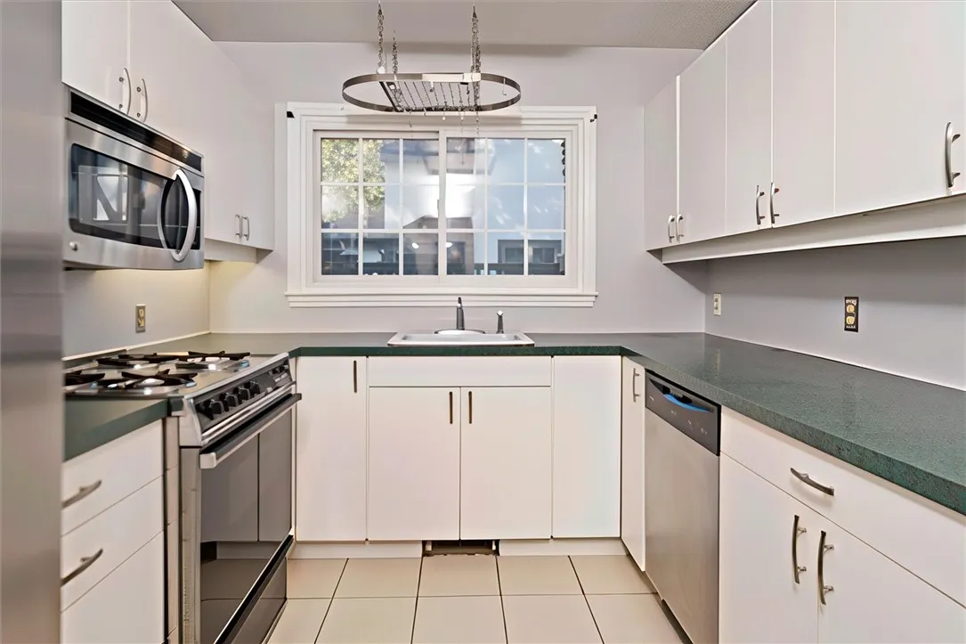 257 Avalon Drive, Brighton, New York 14618, Brighton, New York 14618, 3 Bedrooms Bedrooms, 7 Rooms Rooms,1 BathroomBathrooms,Residential,For Sale,257 Avalon Drive, Brighton, New York 14618,0,R1642319