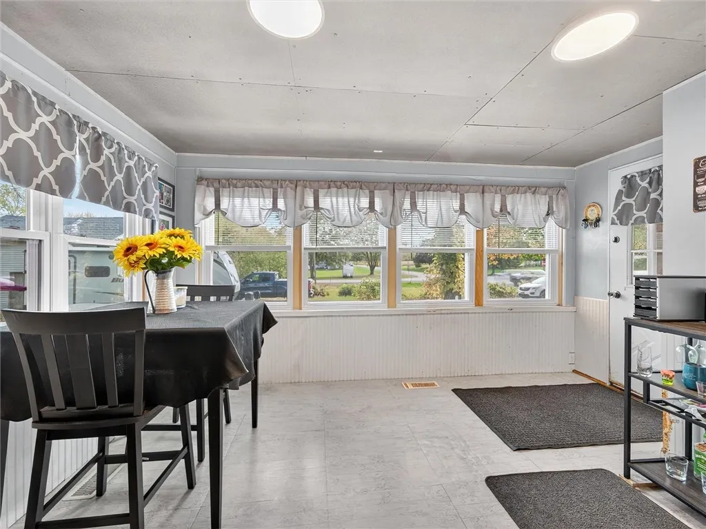 14977 Holley Road, Albion, New York 14411, Albion, New York 14411, 3 Bedrooms Bedrooms, 8 Rooms Rooms,2 BathroomsBathrooms,Residential,Closed,14977 Holley Road, Albion, New York 14411,0,R1642363