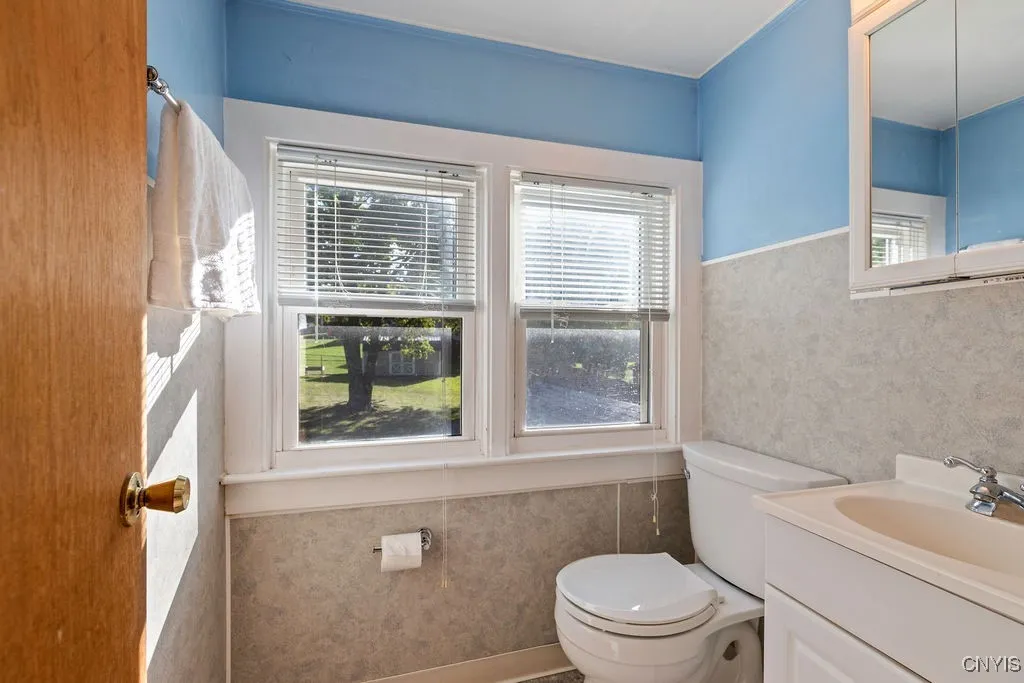 4911 Onondaga Road, Onondaga, New York 13215, Onondaga, New York 13215, 3 Bedrooms Bedrooms, 8 Rooms Rooms,1 BathroomBathrooms,Residential,For Sale,4911 Onondaga Road, Onondaga, New York 13215,0,S1642357