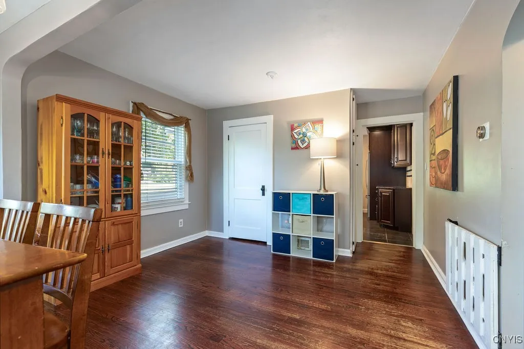 4911 Onondaga Road, Onondaga, New York 13215, Onondaga, New York 13215, 3 Bedrooms Bedrooms, 8 Rooms Rooms,1 BathroomBathrooms,Residential,For Sale,4911 Onondaga Road, Onondaga, New York 13215,0,S1642357