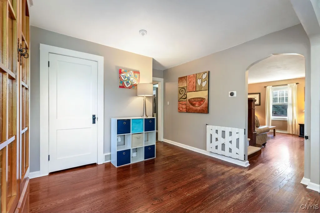 4911 Onondaga Road, Onondaga, New York 13215, Onondaga, New York 13215, 3 Bedrooms Bedrooms, 8 Rooms Rooms,1 BathroomBathrooms,Residential,For Sale,4911 Onondaga Road, Onondaga, New York 13215,0,S1642357