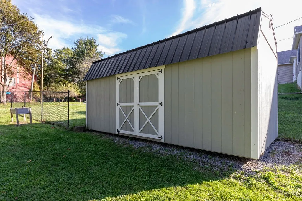 4911 Onondaga Road, Onondaga, New York 13215, Onondaga, New York 13215, 3 Bedrooms Bedrooms, 8 Rooms Rooms,1 BathroomBathrooms,Residential,For Sale,4911 Onondaga Road, Onondaga, New York 13215,0,S1642357