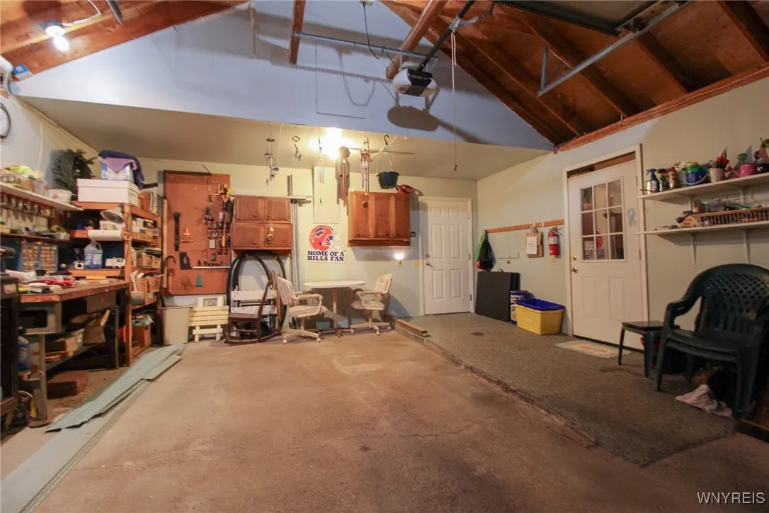 20 Freedom Pond Lane, Chili, New York 14514, Chili, New York 14514, 2 Bedrooms Bedrooms, 5 Rooms Rooms,2 BathroomsBathrooms,Residential,Closed,20 Freedom Pond Lane, Chili, New York 14514,0,B1641579