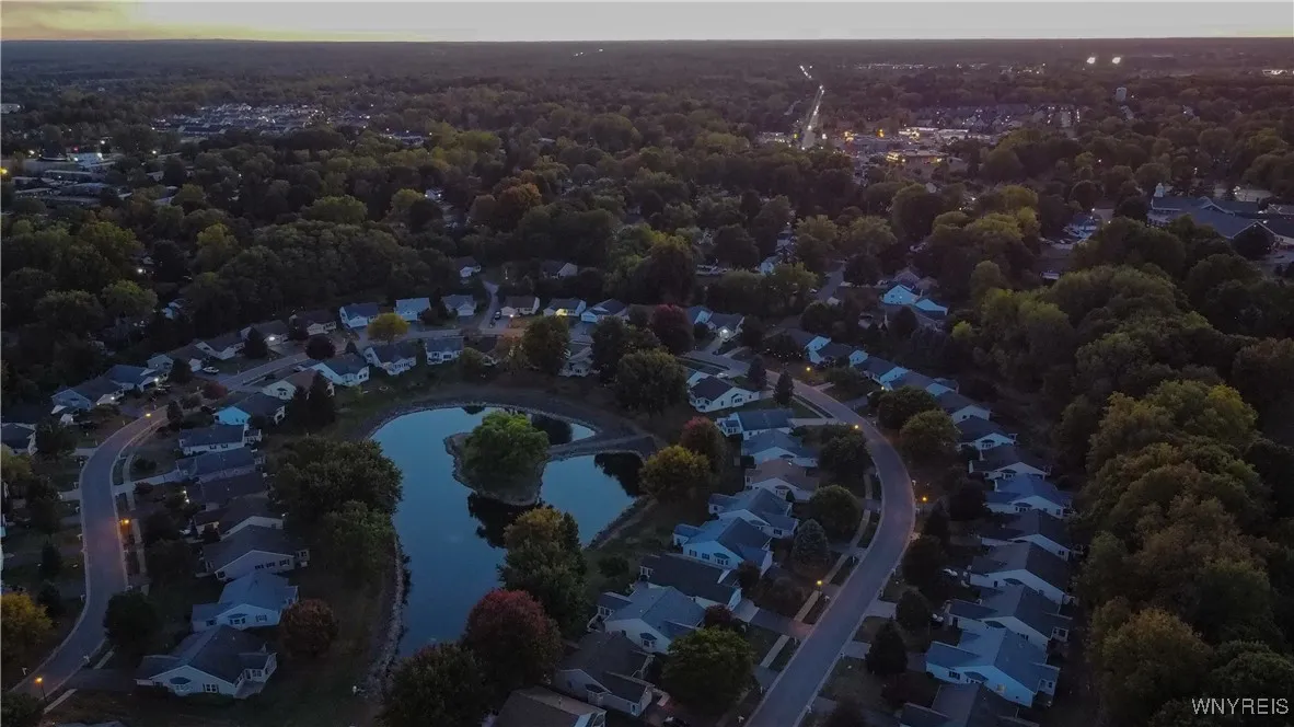 20 Freedom Pond Lane, Chili, New York 14514, Chili, New York 14514, 2 Bedrooms Bedrooms, 5 Rooms Rooms,2 BathroomsBathrooms,Residential,Closed,20 Freedom Pond Lane, Chili, New York 14514,0,B1641579