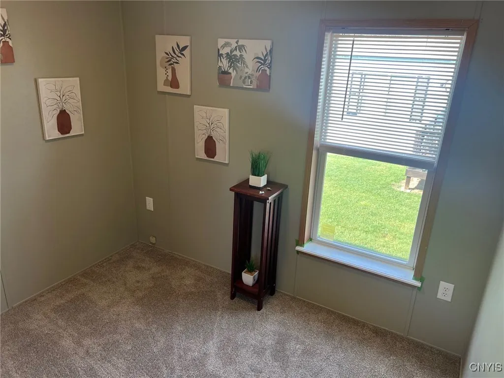 143 Anthony Ln, Kirkland, New York 13323, Kirkland, New York 13323, 3 Bedrooms Bedrooms, 8 Rooms Rooms,2 BathroomsBathrooms,Residential,Closed,143 Anthony Ln, Kirkland, New York 13323,0,S1639937