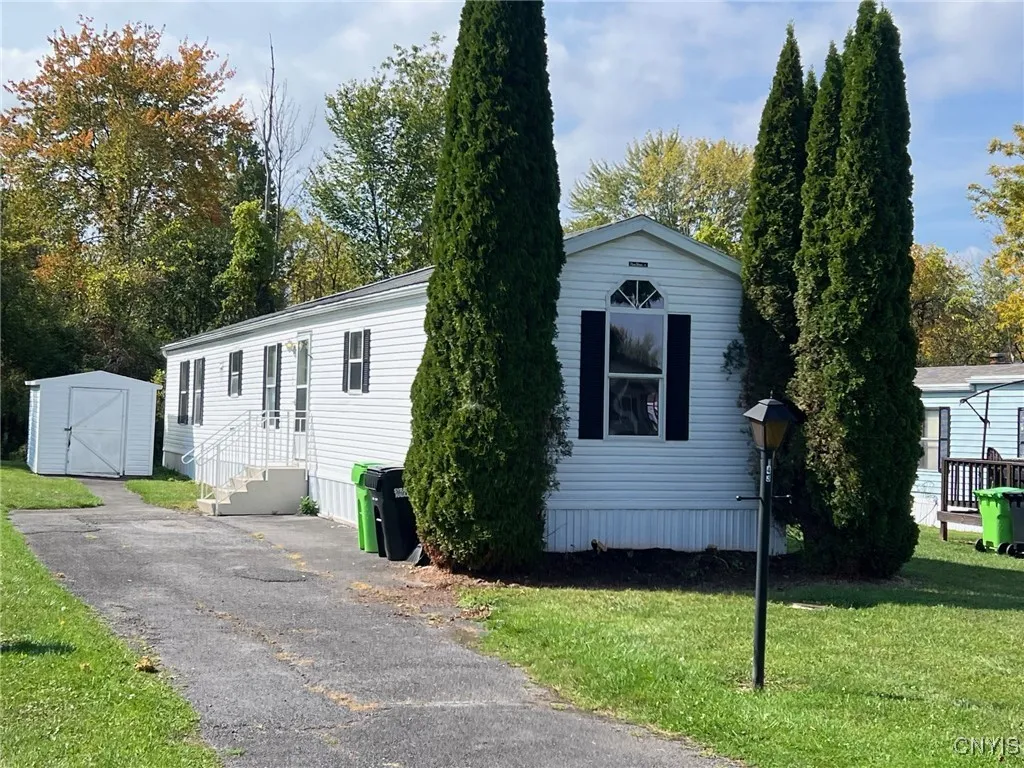 143 Anthony Ln, Kirkland, New York 13323, Kirkland, New York 13323, 3 Bedrooms Bedrooms, 8 Rooms Rooms,2 BathroomsBathrooms,Residential,Closed,143 Anthony Ln, Kirkland, New York 13323,0,S1639937