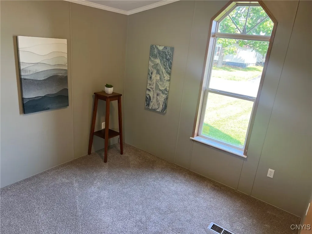143 Anthony Ln, Kirkland, New York 13323, Kirkland, New York 13323, 3 Bedrooms Bedrooms, 8 Rooms Rooms,2 BathroomsBathrooms,Residential,Closed,143 Anthony Ln, Kirkland, New York 13323,0,S1639937