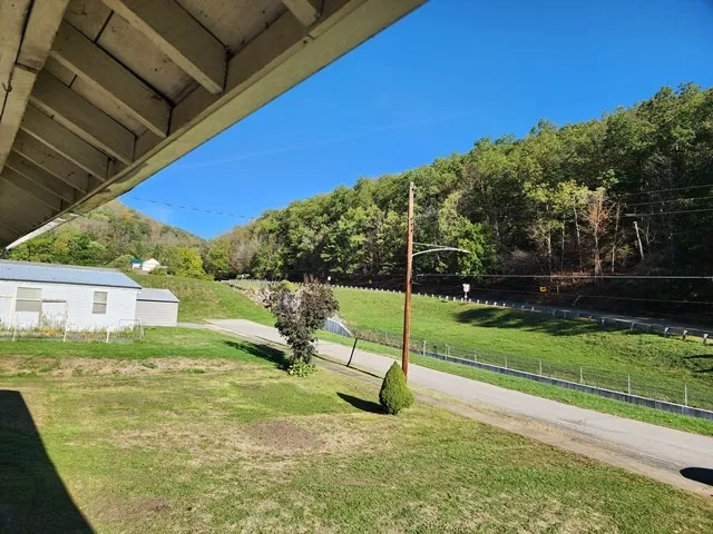 339 Oak Street, Emporium Boro, Pennsylvania 15834, Emporium Boro, Pennsylvania 15834, 3 Bedrooms Bedrooms, 8 Rooms Rooms,1 BathroomBathrooms,Residential,Closed,339 Oak Street, Emporium Boro, Pennsylvania 15834,0,R1642474