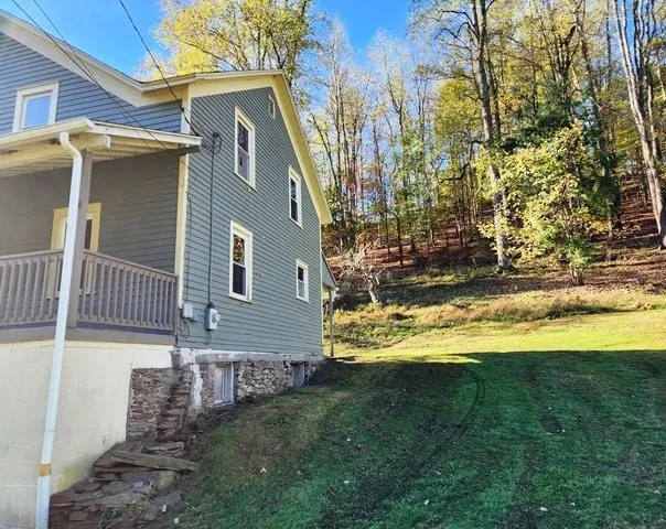 339 Oak Street, Emporium Boro, Pennsylvania 15834, Emporium Boro, Pennsylvania 15834, 3 Bedrooms Bedrooms, 8 Rooms Rooms,1 BathroomBathrooms,Residential,Closed,339 Oak Street, Emporium Boro, Pennsylvania 15834,0,R1642474