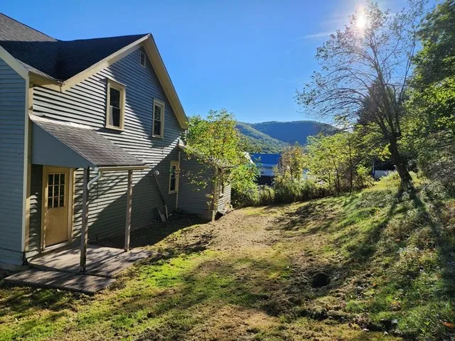 339 Oak Street, Emporium Boro, Pennsylvania 15834, Emporium Boro, Pennsylvania 15834, 3 Bedrooms Bedrooms, 8 Rooms Rooms,1 BathroomBathrooms,Residential,Closed,339 Oak Street, Emporium Boro, Pennsylvania 15834,0,R1642474