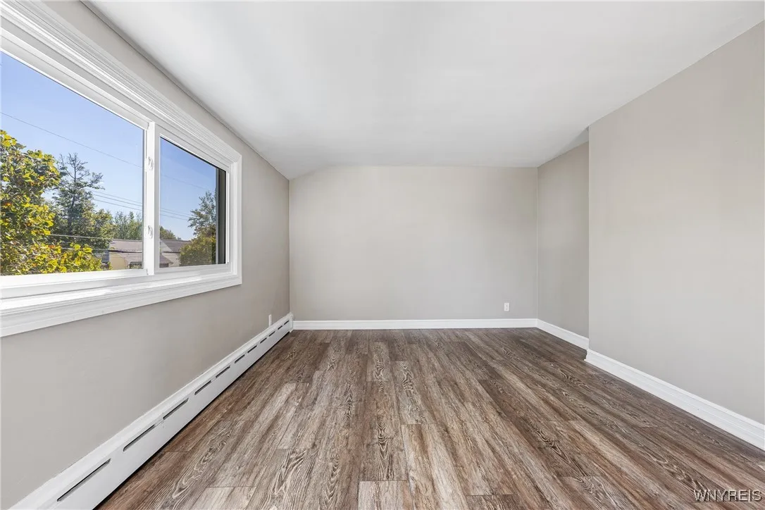 326 Springville Avenue, Amherst, New York 14226, Amherst, New York 14226, 5 Bedrooms Bedrooms, ,2 BathroomsBathrooms,Residential,For Sale,326 Springville Avenue, Amherst, New York 14226,0,B1642156