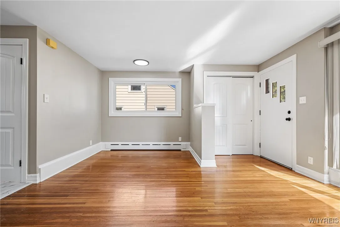 326 Springville Avenue, Amherst, New York 14226, Amherst, New York 14226, 5 Bedrooms Bedrooms, ,2 BathroomsBathrooms,Residential,For Sale,326 Springville Avenue, Amherst, New York 14226,0,B1642156