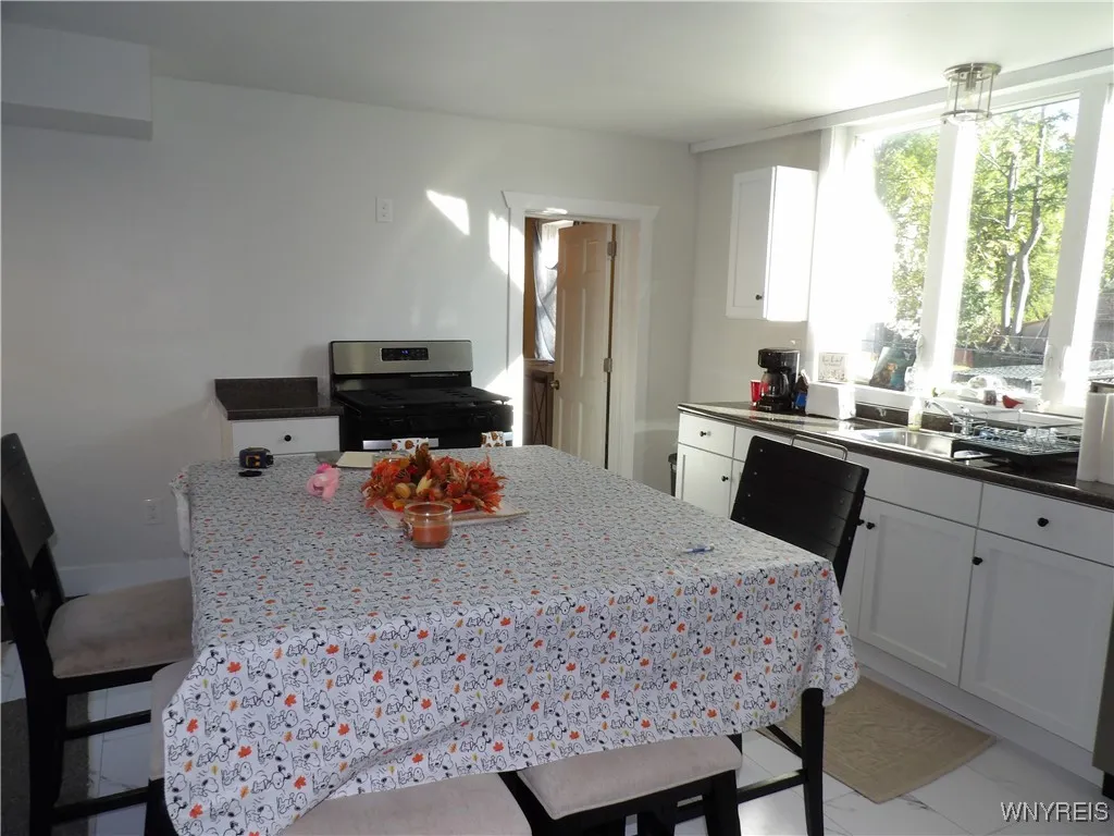 2115 Union Road, West Seneca, New York 14224, West Seneca, New York 14224, 4 Bedrooms Bedrooms, ,2 BathroomsBathrooms,Residential,For Sale,2115 Union Road, West Seneca, New York 14224,0,B1642491