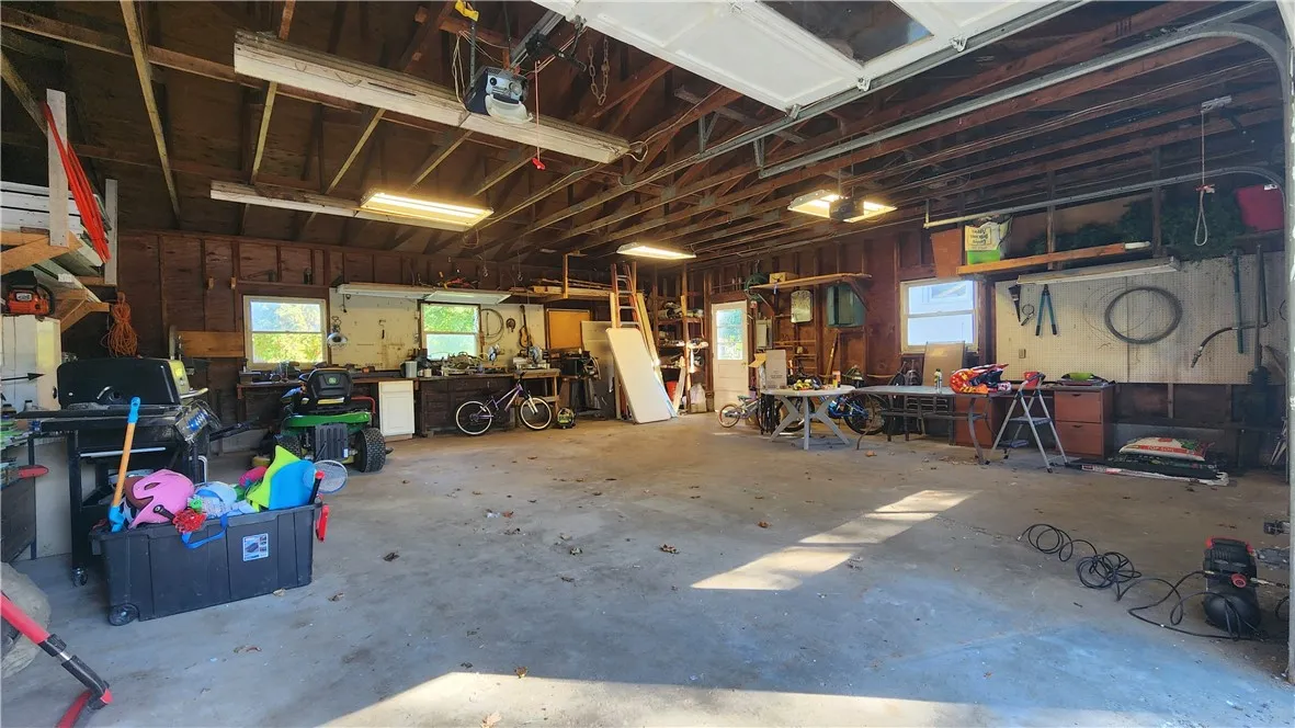 3602 North Road, Wheatland, New York 14428, Wheatland, New York 14428, 4 Bedrooms Bedrooms, 6 Rooms Rooms,2 BathroomsBathrooms,Residential,Closed,3602 North Road, Wheatland, New York 14428,0,R1641140