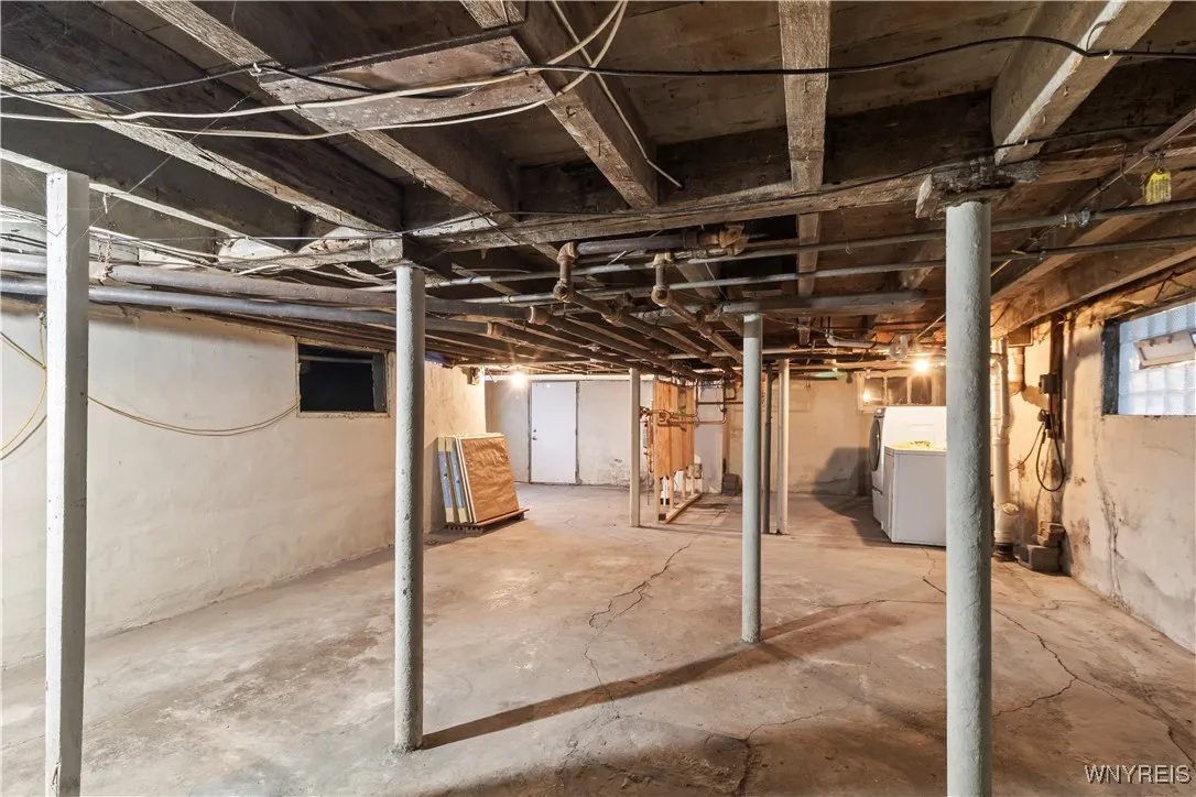 72 Delaware Street, Tonawanda, New York 14150, Tonawanda, New York 14150, 5 Bedrooms Bedrooms, ,2 BathroomsBathrooms,Residential,Closed,72 Delaware Street, Tonawanda, New York 14150,0,B1642364