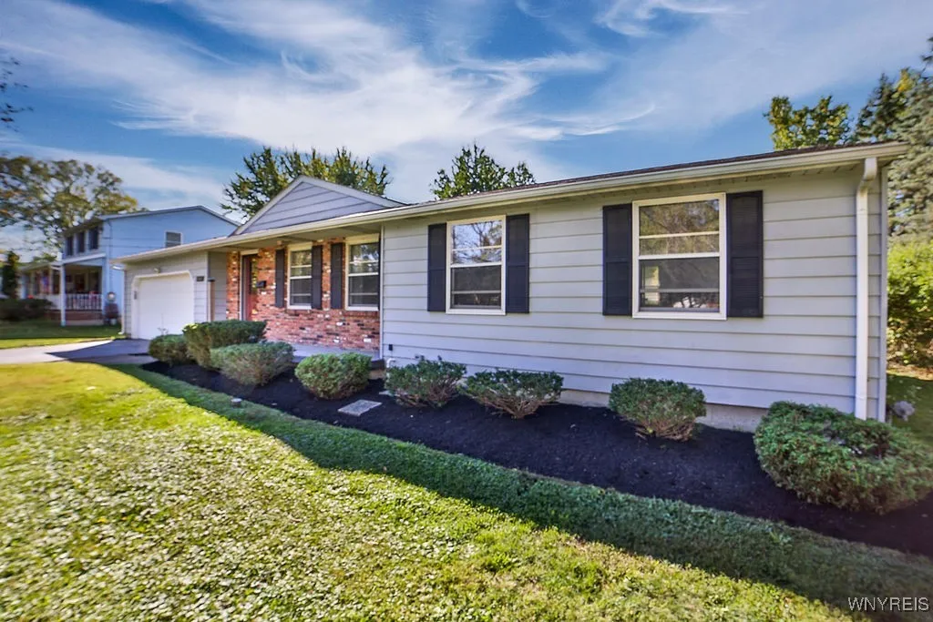 5431 Powers Road, Orchard Park, New York 14127, Orchard Park, New York 14127, 3 Bedrooms Bedrooms, 7 Rooms Rooms,1 BathroomBathrooms,Residential,Closed,5431 Powers Road, Orchard Park, New York 14127,0,B1641724