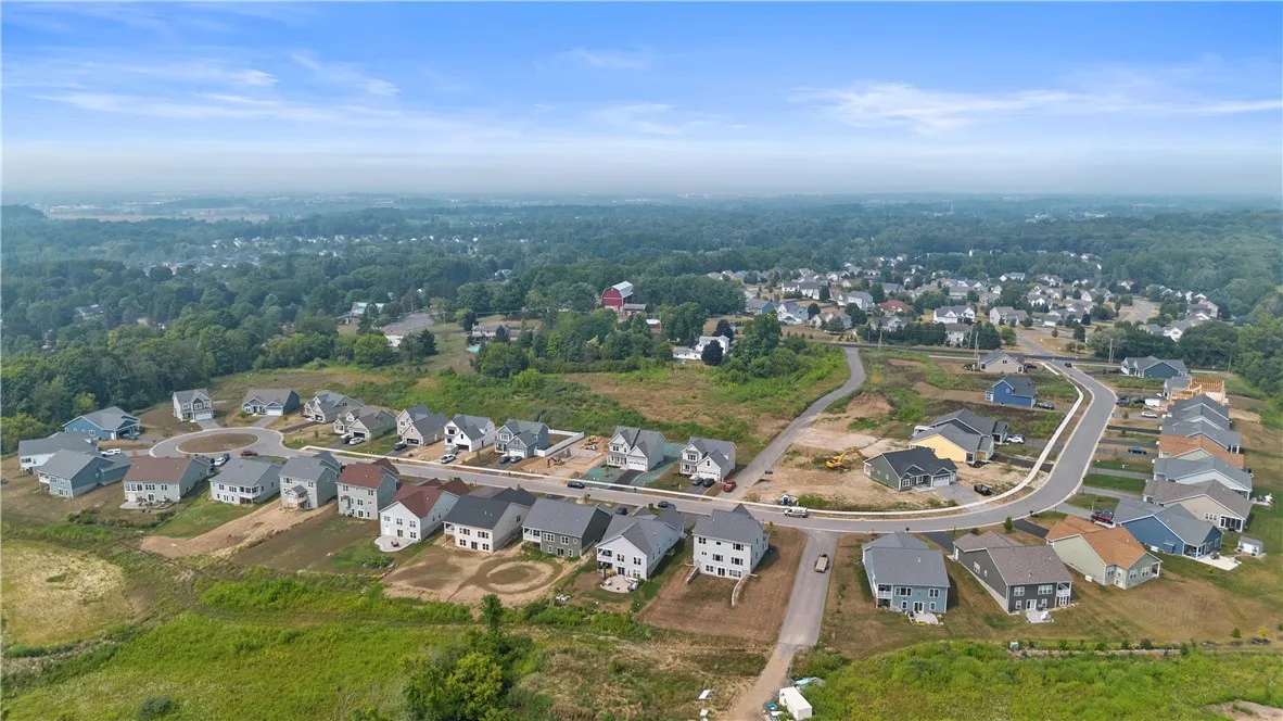 63 Chatwood Lane, Henrietta, New York 14467, Henrietta, New York 14467, 3 Bedrooms Bedrooms, 12 Rooms Rooms,2 BathroomsBathrooms,Residential,For Sale,63 Chatwood Lane, Henrietta, New York 14467,0,R1639827