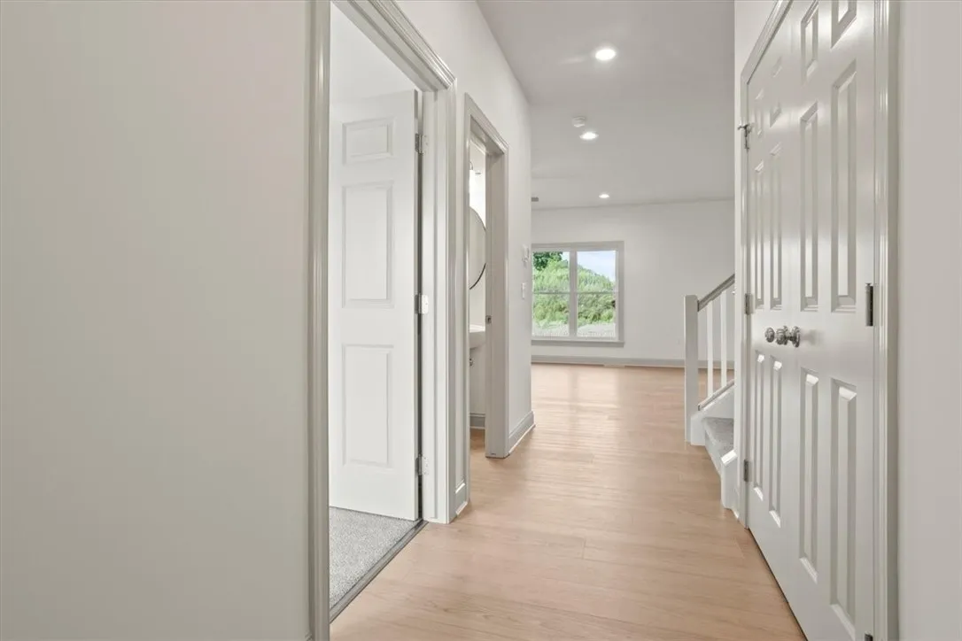 63 Chatwood Lane, Henrietta, New York 14467, Henrietta, New York 14467, 3 Bedrooms Bedrooms, 12 Rooms Rooms,2 BathroomsBathrooms,Residential,For Sale,63 Chatwood Lane, Henrietta, New York 14467,0,R1639827