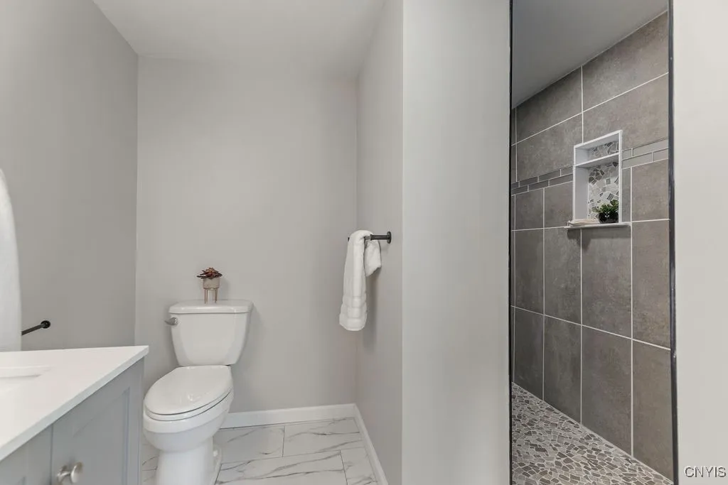 4955 Beef Street, Onondaga, New York 13215, Onondaga, New York 13215, 5 Bedrooms Bedrooms, 8 Rooms Rooms,3 BathroomsBathrooms,Residential,For Sale,4955 Beef Street, Onondaga, New York 13215,0,S1641735