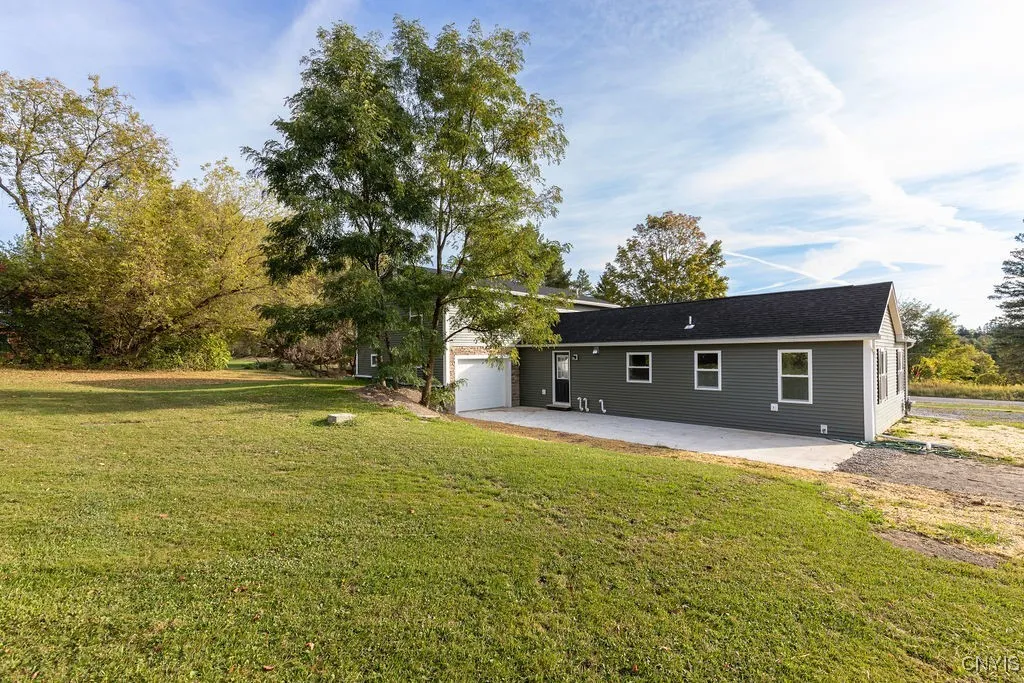 4955 Beef Street, Onondaga, New York 13215, Onondaga, New York 13215, 5 Bedrooms Bedrooms, 8 Rooms Rooms,3 BathroomsBathrooms,Residential,For Sale,4955 Beef Street, Onondaga, New York 13215,0,S1641735