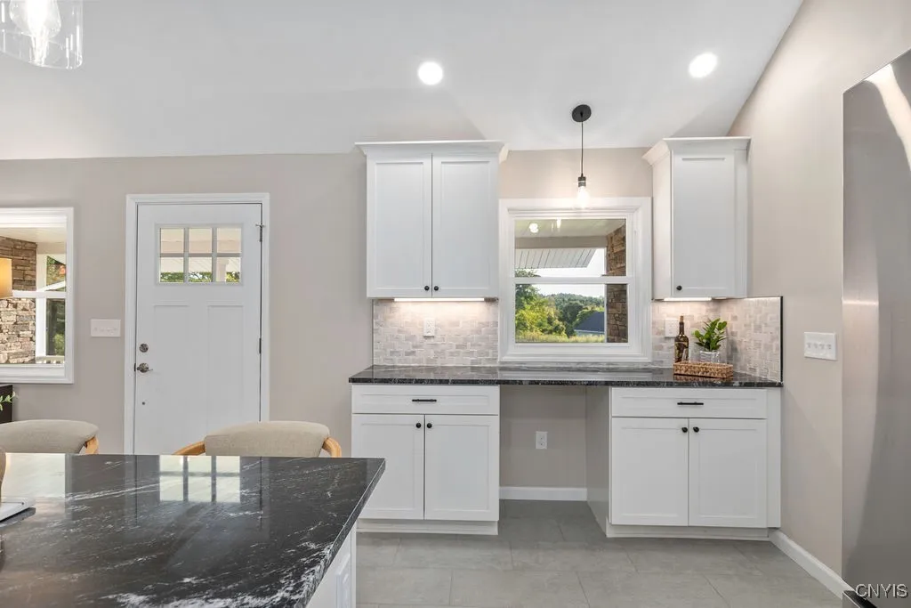 4955 Beef Street, Onondaga, New York 13215, Onondaga, New York 13215, 5 Bedrooms Bedrooms, 8 Rooms Rooms,3 BathroomsBathrooms,Residential,For Sale,4955 Beef Street, Onondaga, New York 13215,0,S1641735