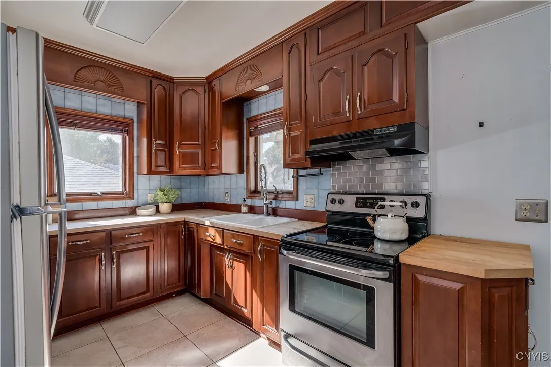 312 Park Drive West, Watertown City, New York 1360, Watertown City, New York 13601, 3 Bedrooms Bedrooms, 10 Rooms Rooms,1 BathroomBathrooms,Residential,Closed,312 Park Drive West, Watertown City, New York 1360,0,S1641885