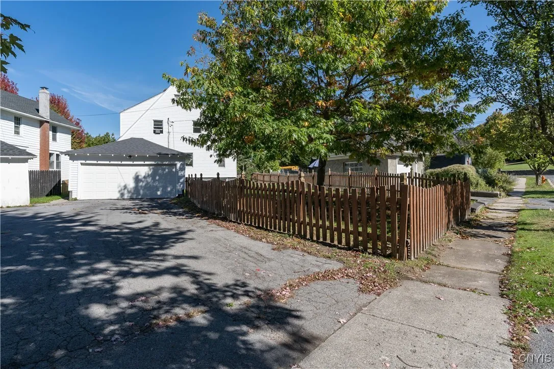 312 Park Drive West, Watertown City, New York 1360, Watertown City, New York 13601, 3 Bedrooms Bedrooms, 10 Rooms Rooms,1 BathroomBathrooms,Residential,Closed,312 Park Drive West, Watertown City, New York 1360,0,S1641885