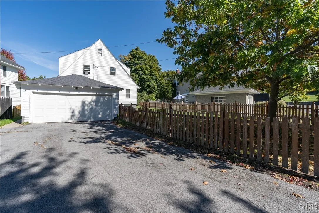 312 Park Drive West, Watertown City, New York 1360, Watertown City, New York 13601, 3 Bedrooms Bedrooms, 10 Rooms Rooms,1 BathroomBathrooms,Residential,Closed,312 Park Drive West, Watertown City, New York 1360,0,S1641885