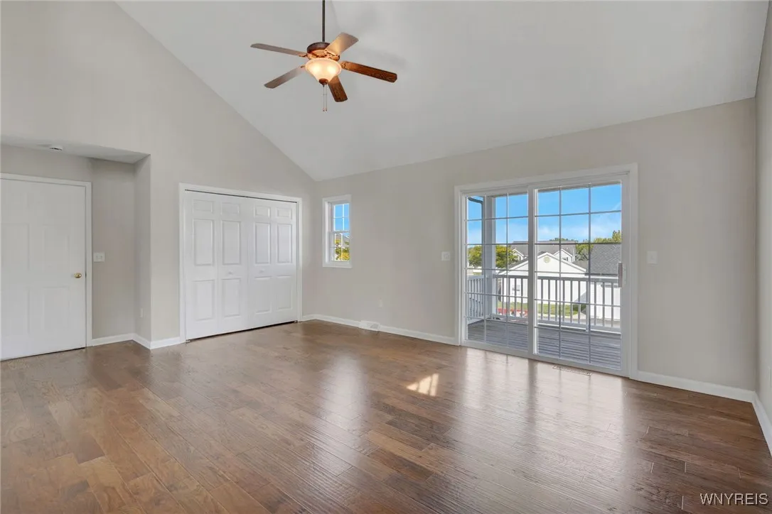 GORGEOUS LIVING ROOM SPACE-NEW LUXURY VINYL PLANKING