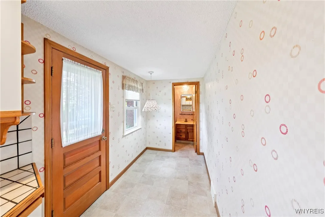 306 Ridgewood Drive, Amherst, New York 14226, Amherst, New York 14226, 3 Bedrooms Bedrooms, 8 Rooms Rooms,1 BathroomBathrooms,Residential,For Sale,306 Ridgewood Drive, Amherst, New York 14226,0,B1642605