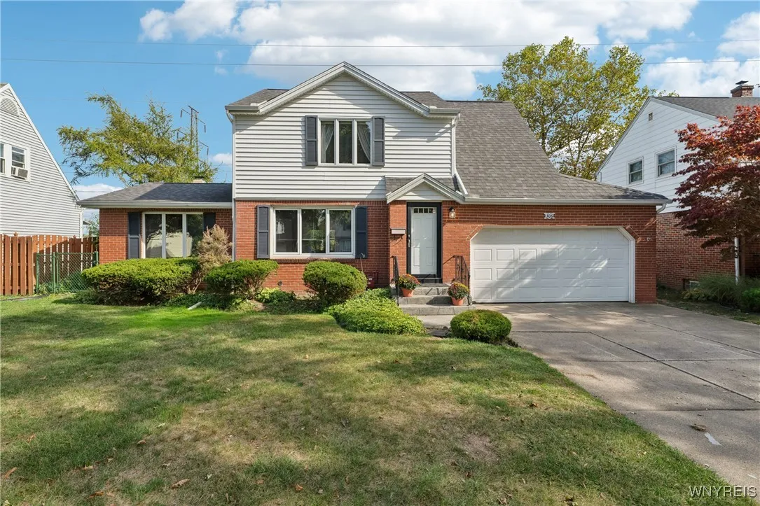 306 Ridgewood Drive, Amherst, New York 14226, Amherst, New York 14226, 3 Bedrooms Bedrooms, 8 Rooms Rooms,1 BathroomBathrooms,Residential,Closed,306 Ridgewood Drive, Amherst, New York 14226,0,B1642605