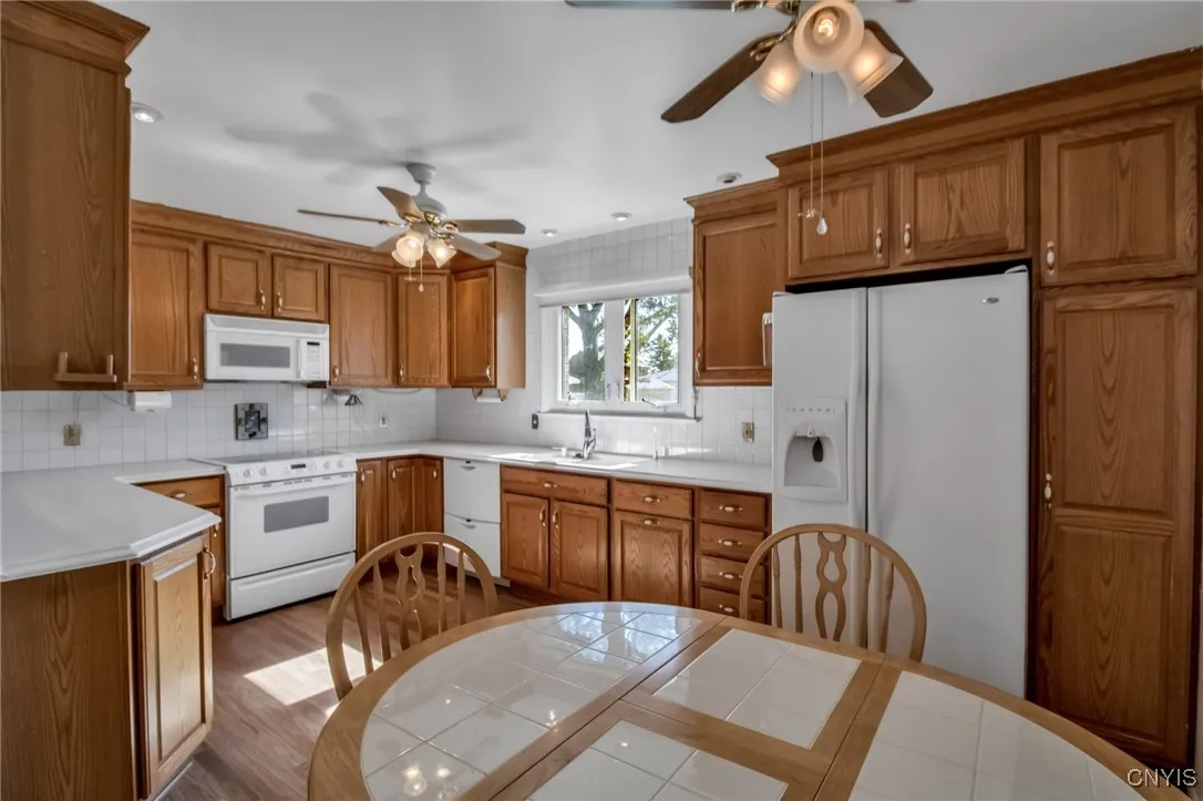 49 Melrose Road, Grand Island, New York 14072, Grand Island, New York 14072, 3 Bedrooms Bedrooms, 7 Rooms Rooms,2 BathroomsBathrooms,Residential,For Sale,49 Melrose Road, Grand Island, New York 14072,0,S1642582