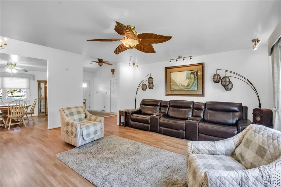49 Melrose Road, Grand Island, New York 14072, Grand Island, New York 14072, 3 Bedrooms Bedrooms, 7 Rooms Rooms,2 BathroomsBathrooms,Residential,For Sale,49 Melrose Road, Grand Island, New York 14072,0,S1642582