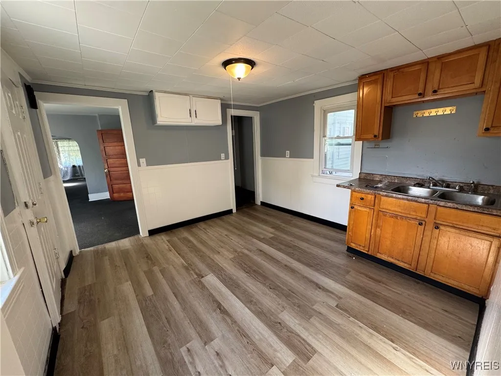 139 Weimar Street, Buffalo, New York 14206, Buffalo, New York 14206, 3 Bedrooms Bedrooms, 6 Rooms Rooms,1 BathroomBathrooms,Residential,For Sale,139 Weimar Street, Buffalo, New York 14206,0,B1642678