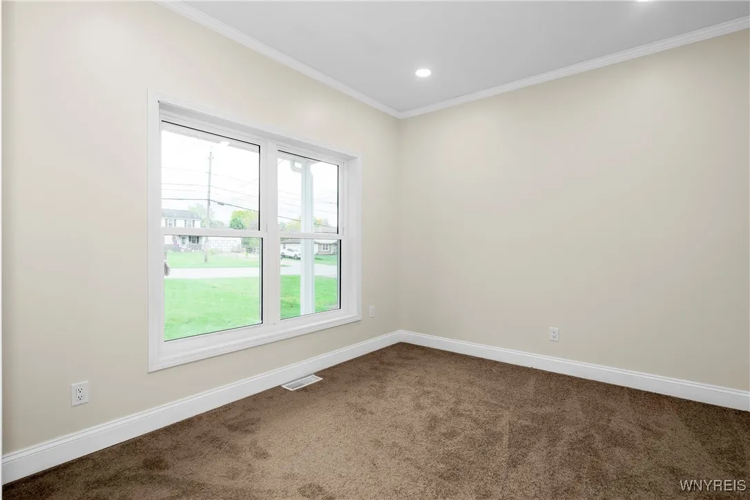 5200 Berg Road, West Seneca, New York 14218, West Seneca, New York 14218, 3 Bedrooms Bedrooms, 8 Rooms Rooms,2 BathroomsBathrooms,Residential,For Sale,5200 Berg Road, West Seneca, New York 14218,0,B1642584