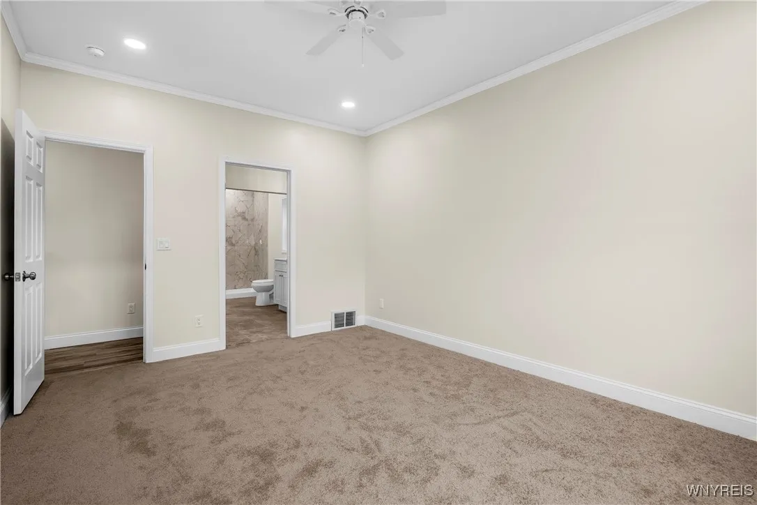 5200 Berg Road, West Seneca, New York 14218, West Seneca, New York 14218, 3 Bedrooms Bedrooms, 8 Rooms Rooms,2 BathroomsBathrooms,Residential,For Sale,5200 Berg Road, West Seneca, New York 14218,0,B1642584