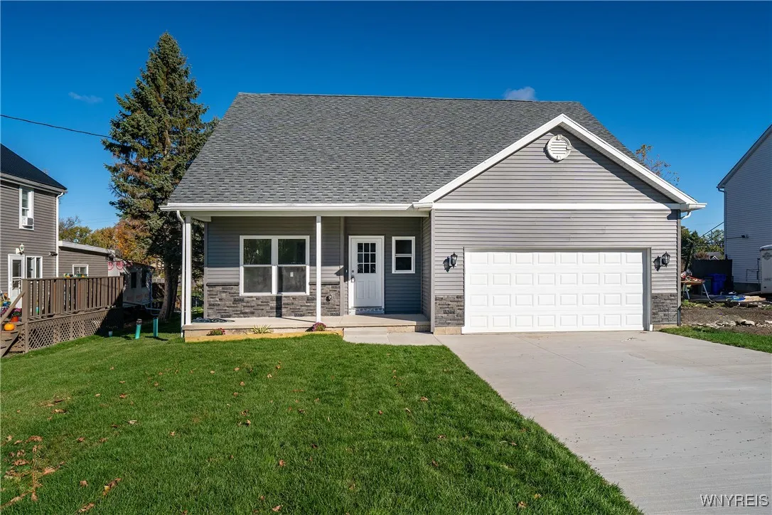 5200 Berg Road, West Seneca, New York 14218, West Seneca, New York 14218, 3 Bedrooms Bedrooms, 8 Rooms Rooms,2 BathroomsBathrooms,Residential,For Sale,5200 Berg Road, West Seneca, New York 14218,0,B1642584