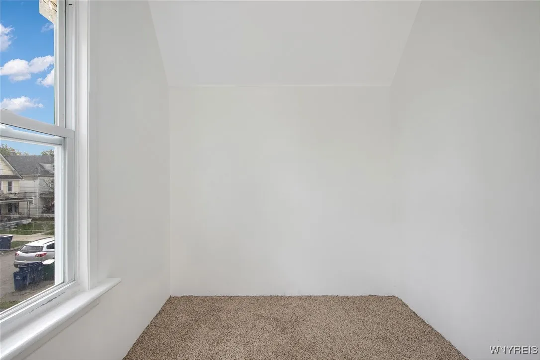 44 La Force Place, Buffalo, New York 14207, Buffalo, New York 14207, 6 Bedrooms Bedrooms, ,2 BathroomsBathrooms,Residential,For Sale,44 La Force Place, Buffalo, New York 14207,0,B1641801 44 La Force Place, Buffalo, New York 14207, Buffalo, New York 14207, 6 Bedrooms Bedrooms, ,2 BathroomsBathrooms,Residential,For Sale,44 La Force Place, Buffalo, New York 14207,0,B1641801