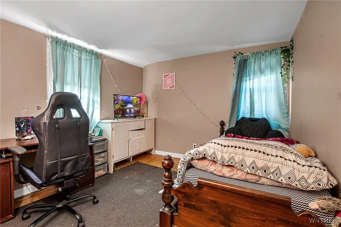 74 Twyla Place, Tonawanda, New York 14223, Tonawanda, New York 14223, 5 Bedrooms Bedrooms, 10 Rooms Rooms,1 BathroomBathrooms,Residential,Closed,74 Twyla Place, Tonawanda, New York 14223,0,B1642644