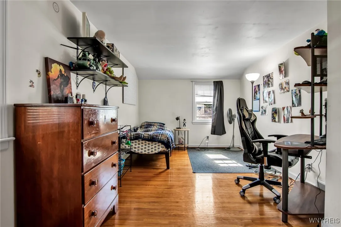 74 Twyla Place, Tonawanda, New York 14223, Tonawanda, New York 14223, 5 Bedrooms Bedrooms, 10 Rooms Rooms,1 BathroomBathrooms,Residential,Closed,74 Twyla Place, Tonawanda, New York 14223,0,B1642644