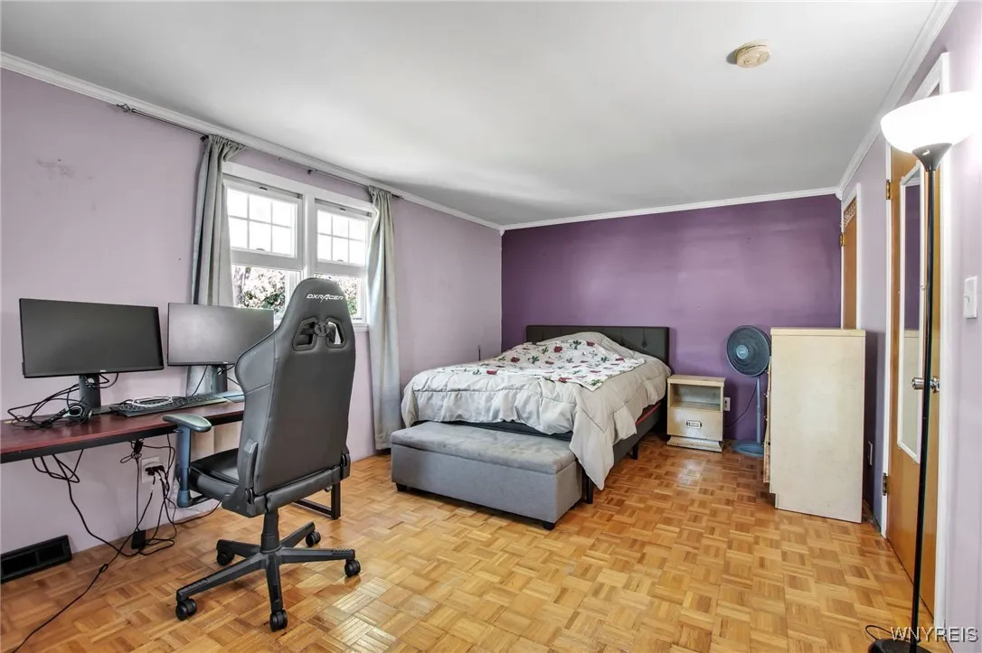 74 Twyla Place, Tonawanda, New York 14223, Tonawanda, New York 14223, 5 Bedrooms Bedrooms, 10 Rooms Rooms,1 BathroomBathrooms,Residential,Closed,74 Twyla Place, Tonawanda, New York 14223,0,B1642644