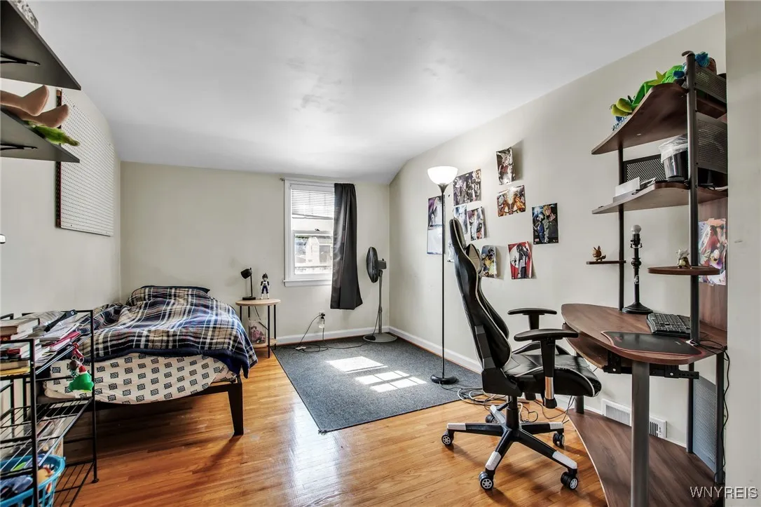 74 Twyla Place, Tonawanda, New York 14223, Tonawanda, New York 14223, 5 Bedrooms Bedrooms, 10 Rooms Rooms,1 BathroomBathrooms,Residential,Closed,74 Twyla Place, Tonawanda, New York 14223,0,B1642644
