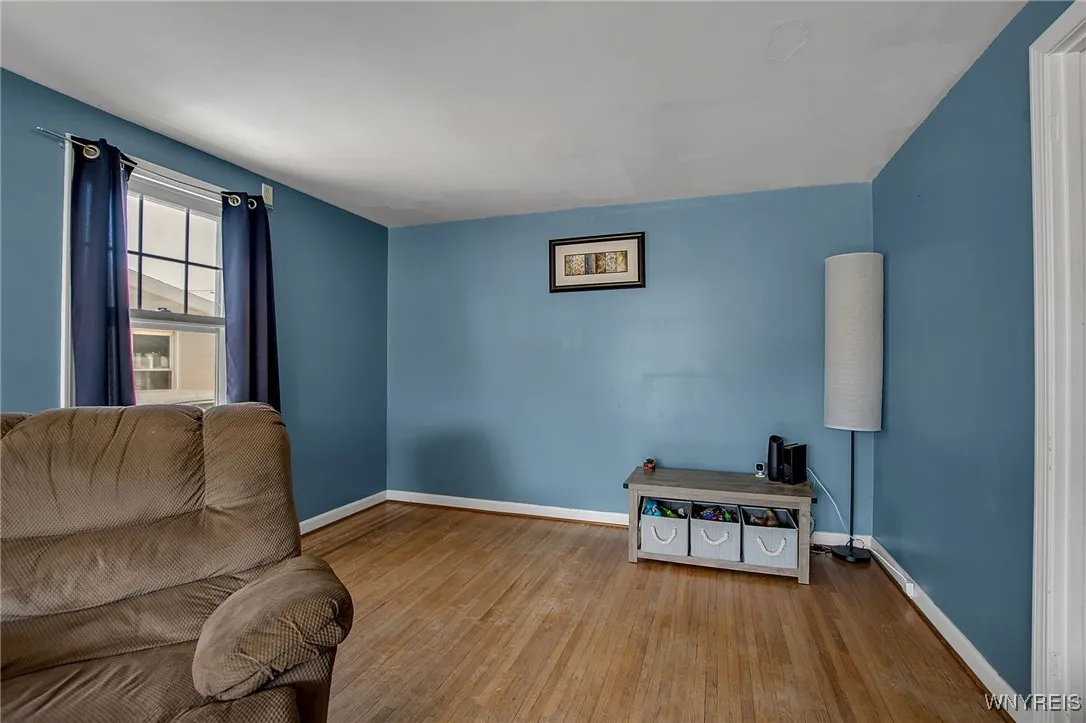 74 Twyla Place, Tonawanda, New York 14223, Tonawanda, New York 14223, 5 Bedrooms Bedrooms, 10 Rooms Rooms,1 BathroomBathrooms,Residential,Closed,74 Twyla Place, Tonawanda, New York 14223,0,B1642644