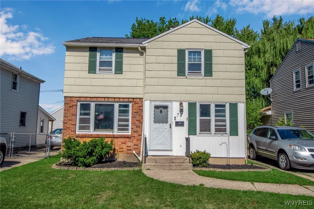 74 Twyla Place, Tonawanda, New York 14223, Tonawanda, New York 14223, 5 Bedrooms Bedrooms, 10 Rooms Rooms,1 BathroomBathrooms,Residential,For Sale,74 Twyla Place, Tonawanda, New York 14223,0,B1642644