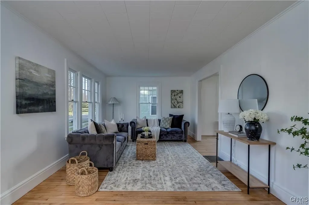 213 North Pleasant Street, Watertown City, New Yor, Watertown City, New York 13601, 3 Bedrooms Bedrooms, 7 Rooms Rooms,1 BathroomBathrooms,Residential Lease,Closed,213 North Pleasant Street, Watertown City, New Yor,0,S1642718