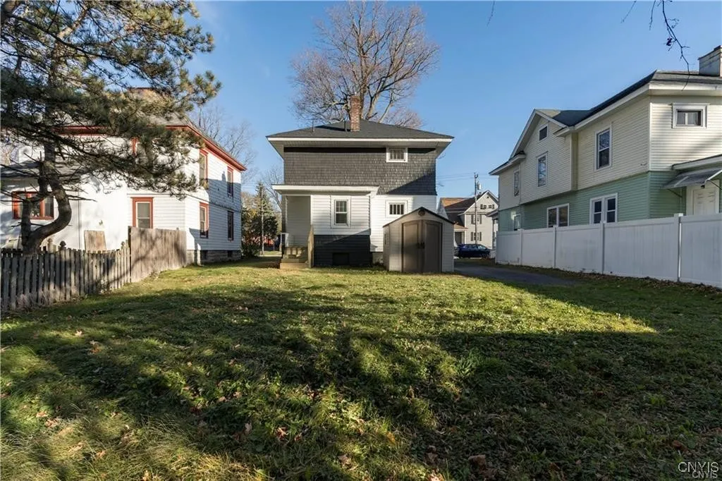 213 North Pleasant Street, Watertown City, New Yor, Watertown City, New York 13601, 3 Bedrooms Bedrooms, 7 Rooms Rooms,1 BathroomBathrooms,Residential Lease,Closed,213 North Pleasant Street, Watertown City, New Yor,0,S1642718