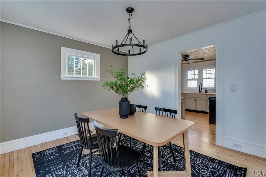 213 North Pleasant Street, Watertown City, New Yor, Watertown City, New York 13601, 3 Bedrooms Bedrooms, 7 Rooms Rooms,1 BathroomBathrooms,Residential Lease,Closed,213 North Pleasant Street, Watertown City, New Yor,0,S1642718