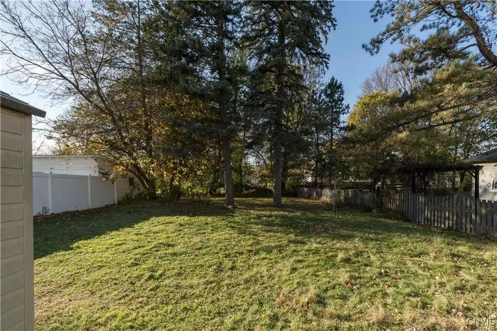 213 North Pleasant Street, Watertown City, New Yor, Watertown City, New York 13601, 3 Bedrooms Bedrooms, 7 Rooms Rooms,1 BathroomBathrooms,Residential Lease,Closed,213 North Pleasant Street, Watertown City, New Yor,0,S1642718